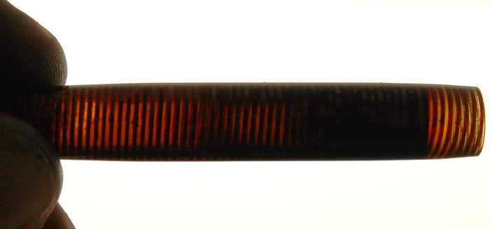 1937 PARKER BURGUNDY PEARL DOUBLE JEWEL VACUMATIC STANDARD SIZE FOUNTAIN PEN IN RESTORED CONDITION OFFERED BY ANTIQUE DIGGER