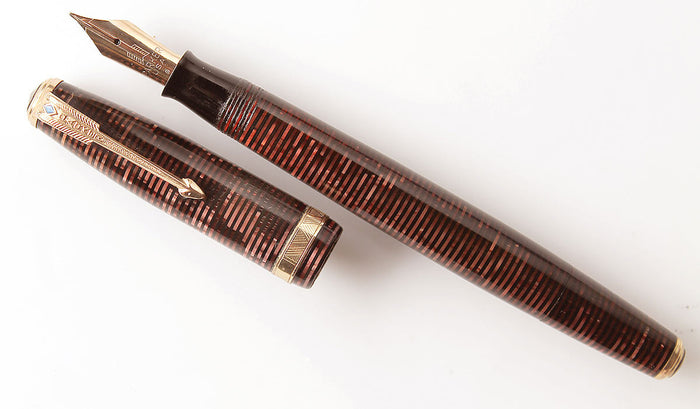 1939 Parker Vacumatic Burgundy Pearl Celluloid Fountain Pen