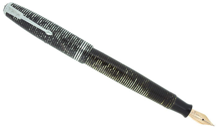 1940 PARKER SILVER PEARL STREAMLINE STANDARD VACUMATIC FOUNTAIN PEN RESTORED OFFERED BY ANTIQUE DIGGER