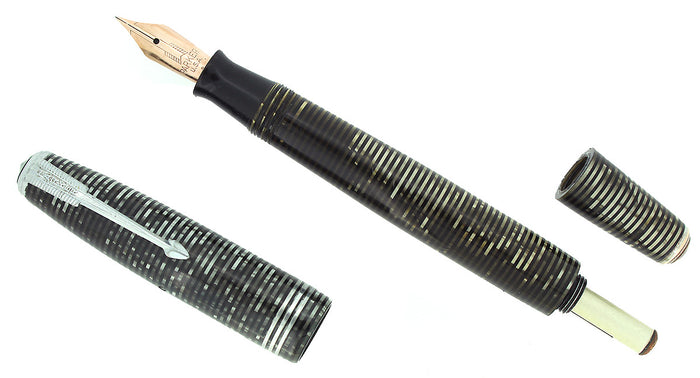 1940 PARKER SILVER PEARL STREAMLINE STANDARD VACUMATIC FOUNTAIN PEN RESTORED OFFERED BY ANTIQUE DIGGER
