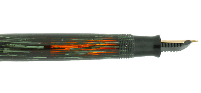 1941 PARKER VACUMATIC JUNIOR DEBUTANTE EMERALD PEARL FOUNTAIN PEN RESTORED OFFERED BY ANTIQUE DIGGER