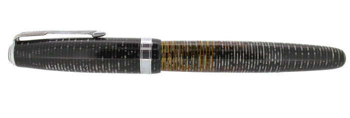 1945 PARKER SILVER PEARL VACUMATIC FOUNTAIN PEN IN MAJOR SIZE NEAR MINT CONDITION OFFERED BY ANTIQUE DIGGER