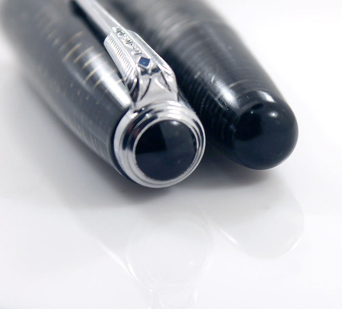 1946 PARKER SILVER PEARL VACUMATIC MAJOR FOUNTAIN PEN F to B FLEX NIB RESTORED OFFERED BY ANTIQUE DIGGER