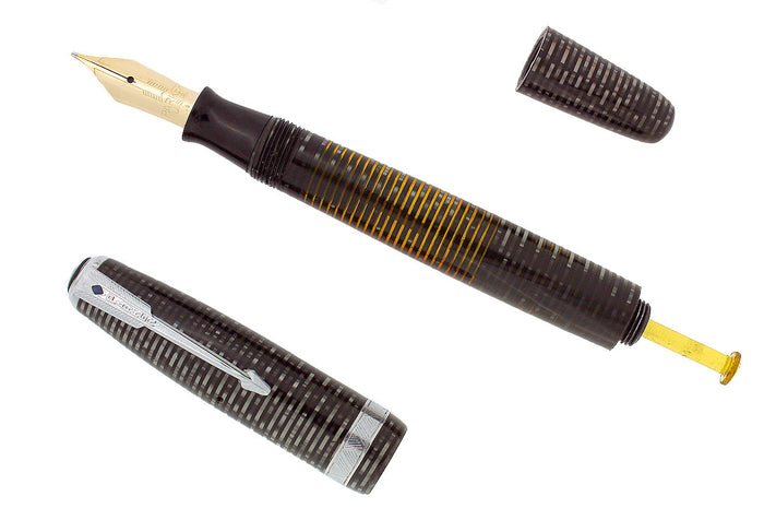 1946 PARKER VACUMATIC SILVER PEARL FOUNTAIN PEN RESTORED NEAR MINT OFFERED BY ANTIQUE DIGGER
