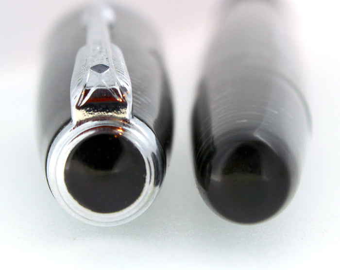 1946 PARKER VACUMATIC SILVER PEARL FOUNTAIN PEN RESTORED NEAR MINT OFFERED BY ANTIQUE DIGGER