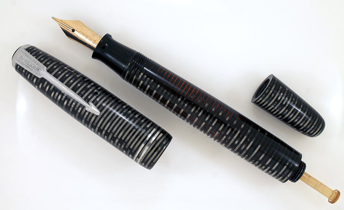1948 PARKER SILVER PEARL VACUMATIC MAJOR FOUNTAIN PEN NEAR MINT CONDITION RESTORED