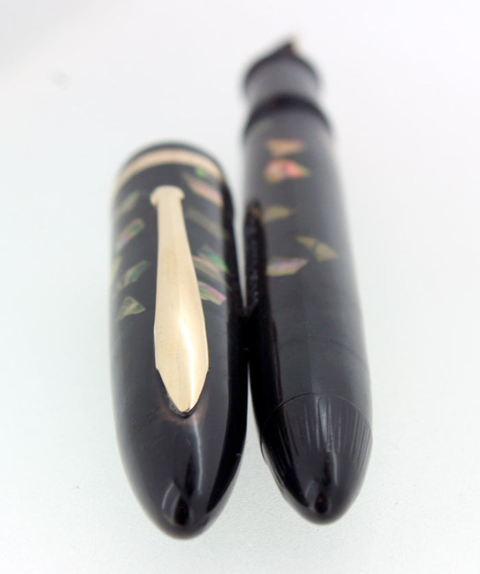 C1936 SHEAFFER ADMIRAL BALANCE VAC-FILL EBONIZED PEARL FOUNTAIN PEN RESTORED OFFERED BY ANTIQUE DIGGER