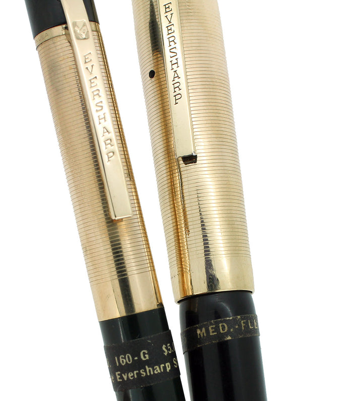 C1943 EVERSHARP SKYLINE FOUNTAIN PEN GOLD BARREL BLACK BODY SET MINT STICKERED OFFERED BY ANTIQUE DIGGER