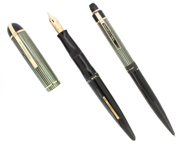 C1943 EVERSHARP SKYLINE GREEN STRIPE FOUNTAIN PEN SET NOS MINT IN BOX STICKERED OFFERED BY ANTIQUE DIGGER