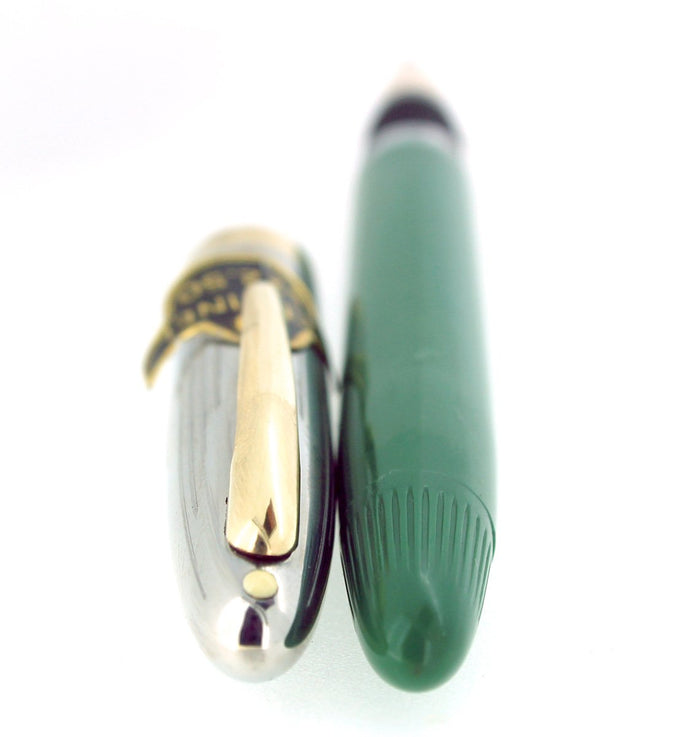 C1952 SHEAFFER SENTINEL PASTEL GREEN SNORKEL FOUNTAIN PEN NEW OLD STOCK MINT