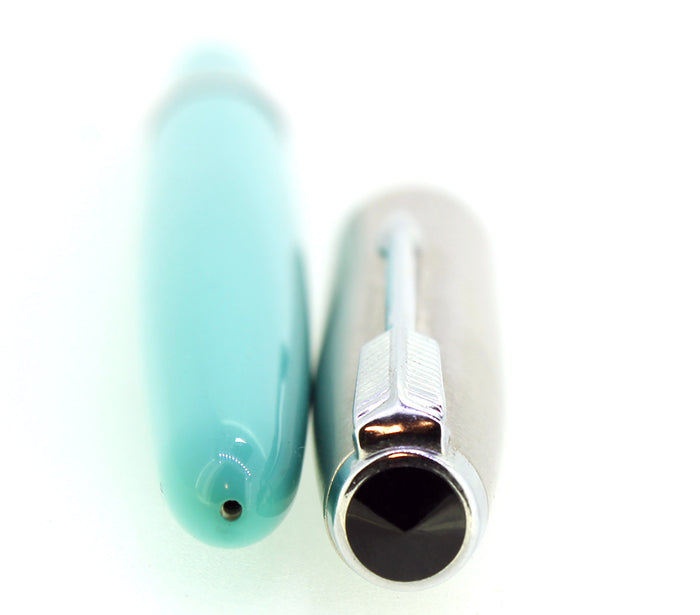 C1956 PARKER 41 TURQUOISE FOUNTAIN PEN IN ORIGINAL BOX NEW OLD STOCK NEVER INKED OFFERED BY ANTIQUE DIGGER