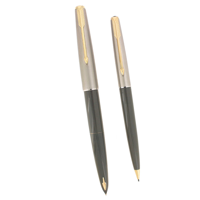 C1957 PARKER 61 GREY WITH LUSTRALOY CAPS FOUNTAIN PEN & PENCIL SET BOXED MINT OFFERED BY ANTIQUE DIGGER