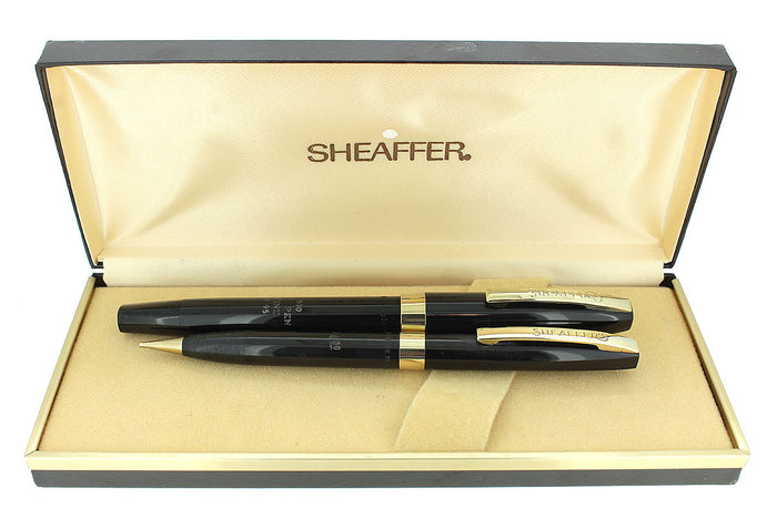 C1964 SHEAFFER 800 BLACK FOUNTAIN PEN & PENCIL SET CHALKED MINT NEVER INKED OFFERED BY ANTIQUE DIGGER