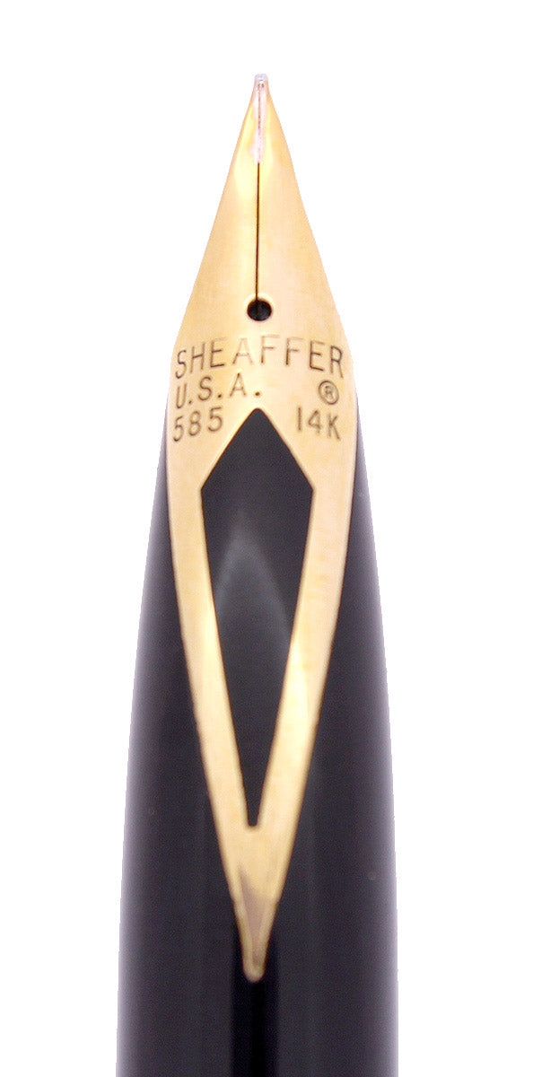 CIRCA 1976 SHEAFFER TARGA 23K GOLD FLUTED FINE NIB FOUNTAIN PEN NEVER INKED OFFERED BY ANTIQUE DIGGER