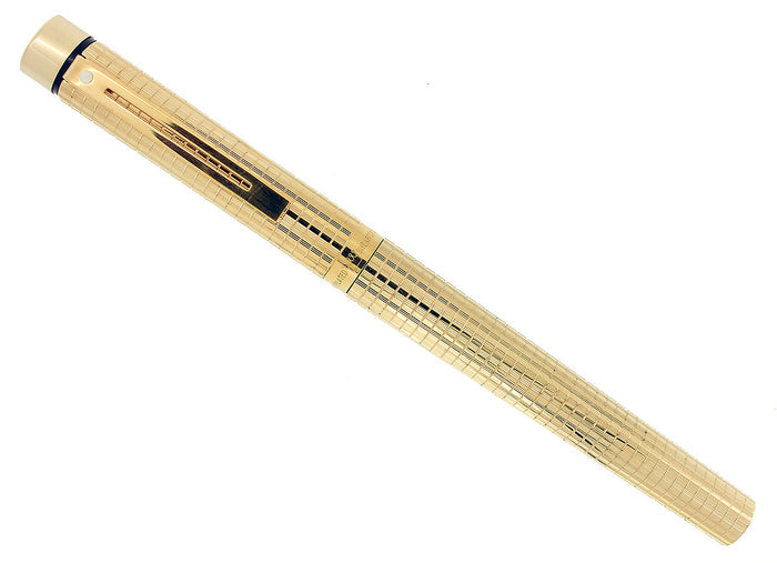 CIRCA 1976 SHEAFFER TARGA CLASSIC CHEQUERED PATTERN EXTRA FINE NIB FOUNTAIN PEN OFFERED BY ANTIQUE DIGGER