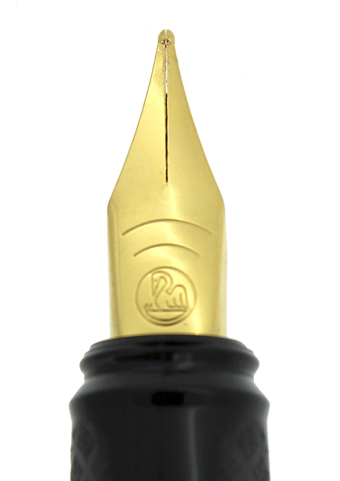 NEW OLD STOCK PELIKAN GO! FOUNTAIN PEN MEDIUM NIB ORIGINAL BOX OFFERED BY ANTIQUE DIGGER