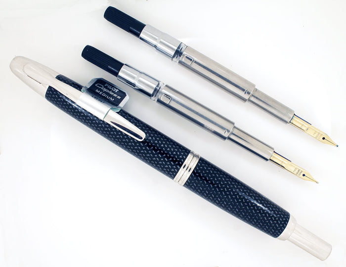 PILOT NAMIKI CARBONESQUE VANISHING POINT FOUNTAIN PEN WITH TWO NIBS MEDIUM / BROAD WITH PAPERS AND BOX OFFERED BY ANTIQUE DIGGER
