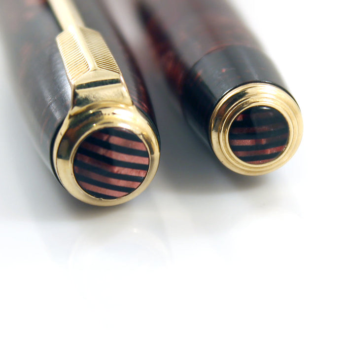 RESTORED 1934 PARKER BURGUNDY PEARL DOUBLE JEWEL VACUMATIC FOUNTAIN PEN OFFERED BY ANTIQUE DIGGER