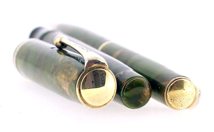 SCARCE C1933 PARKER MODERNE BRAZILLAN GREEN FOUNTAIN PEN & PENCIL SET RESTORED OFFERED BY ANTIQUE DIGGER