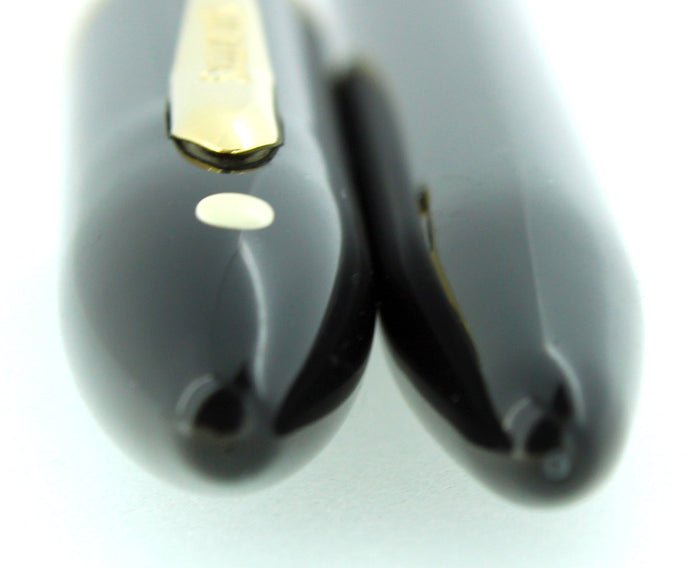 SHEAFFER BALANCE II WHITE DOT JET BLACK NOS MEDIUM 14K NIB FOUNTAIN PEN MINT OFFERED BY ANTIQUE DIGGER