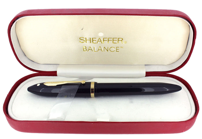 SHEAFFER BALANCE II WHITE DOT JET BLACK NOS MEDIUM 14K NIB FOUNTAIN PEN