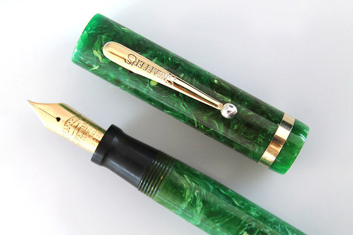 SHEAFFER OVERSIZED FLAT TOP JADE GREEN CELLULOID FOUNTAIN PEN