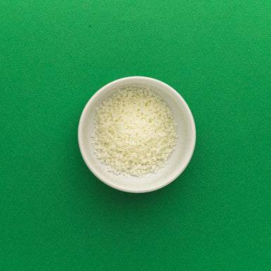 White Beeswax Pellets fragrance oil bottle